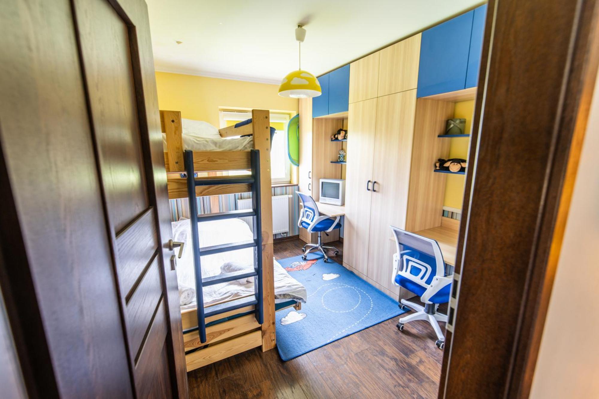 Large Luxury Apartment Wieliczka Bagian luar foto